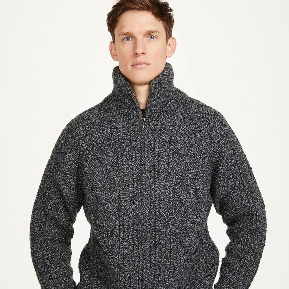 Aran Woollen Mills Mens XS Cardigan Sweater Merino Wool Full Zip Cable Oversized